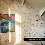 Chateau De La Pastelliere - Un Voyage Dans Le Temps Villa Combrand
