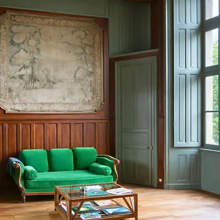 Chateau De La Pastelliere - Un Voyage Dans Le Temps Villa Combrand