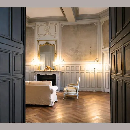 Chateau De La Pastelliere - Un Voyage Dans Le Temps Combrand